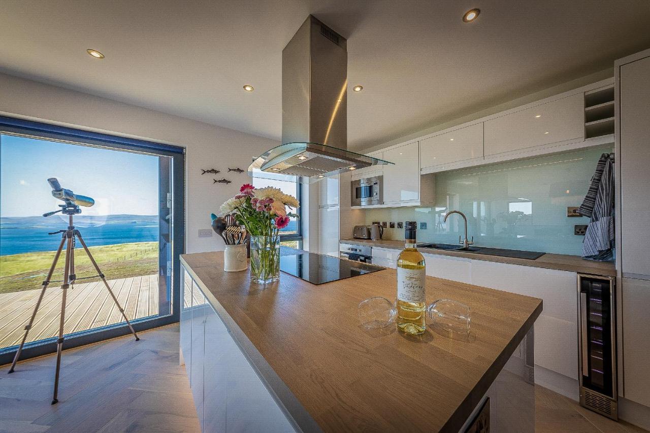 Oran Na Mara, Waternish Villa Hallin Bagian luar foto